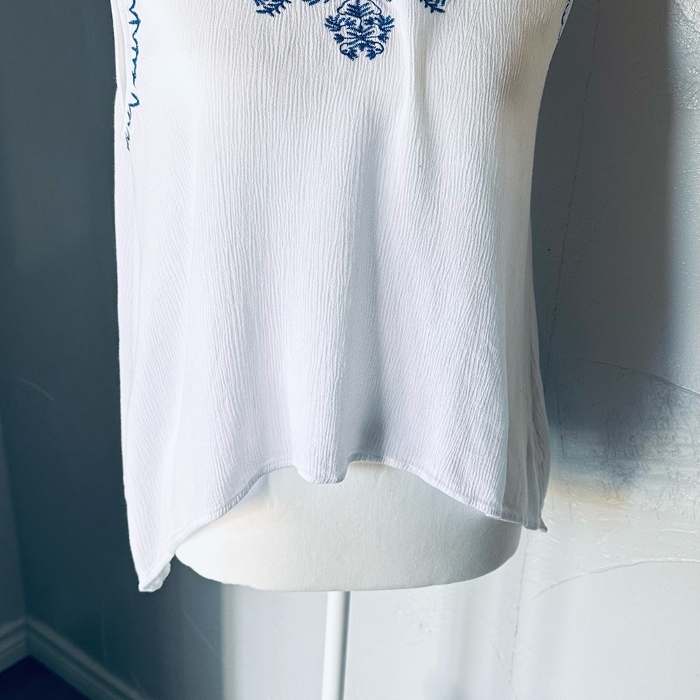 Embroidered White and Blue Women's Top - Picture 7 of 7